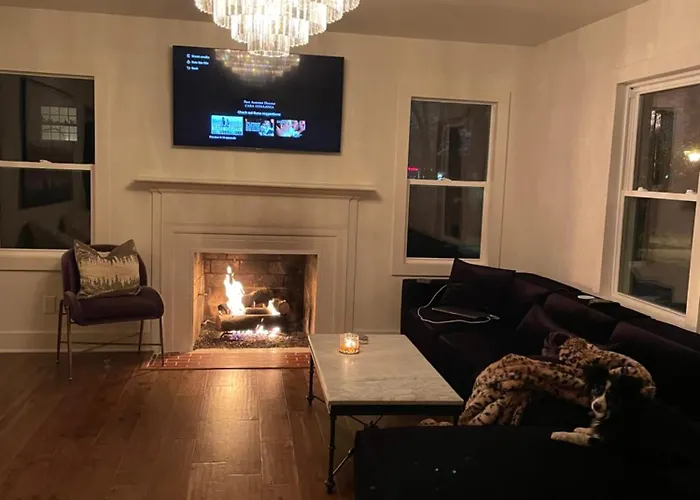 4 Bed 3 Bath Stay Heart Of Louisville
