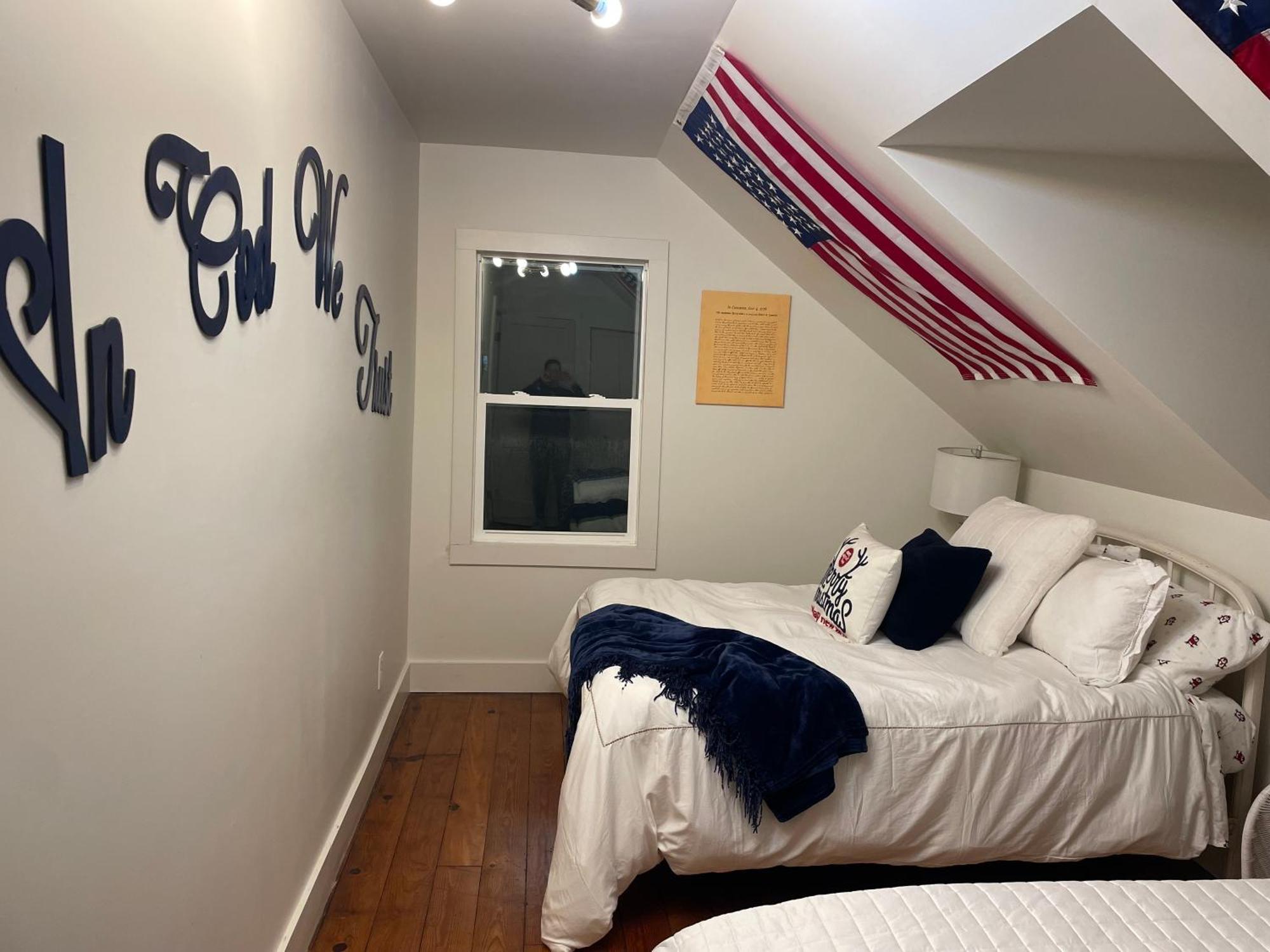 4 Bed 3 Bath Heart Of